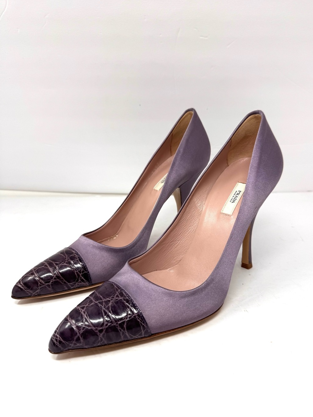 PRADA lavender silk heels, purple textured leather cap toe, Italy, 39.5, NWOT